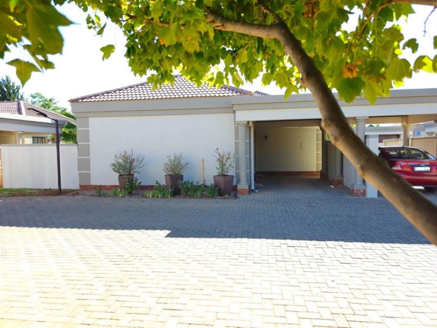 2 Bedroom Property for Sale in Lindene Northern Cape